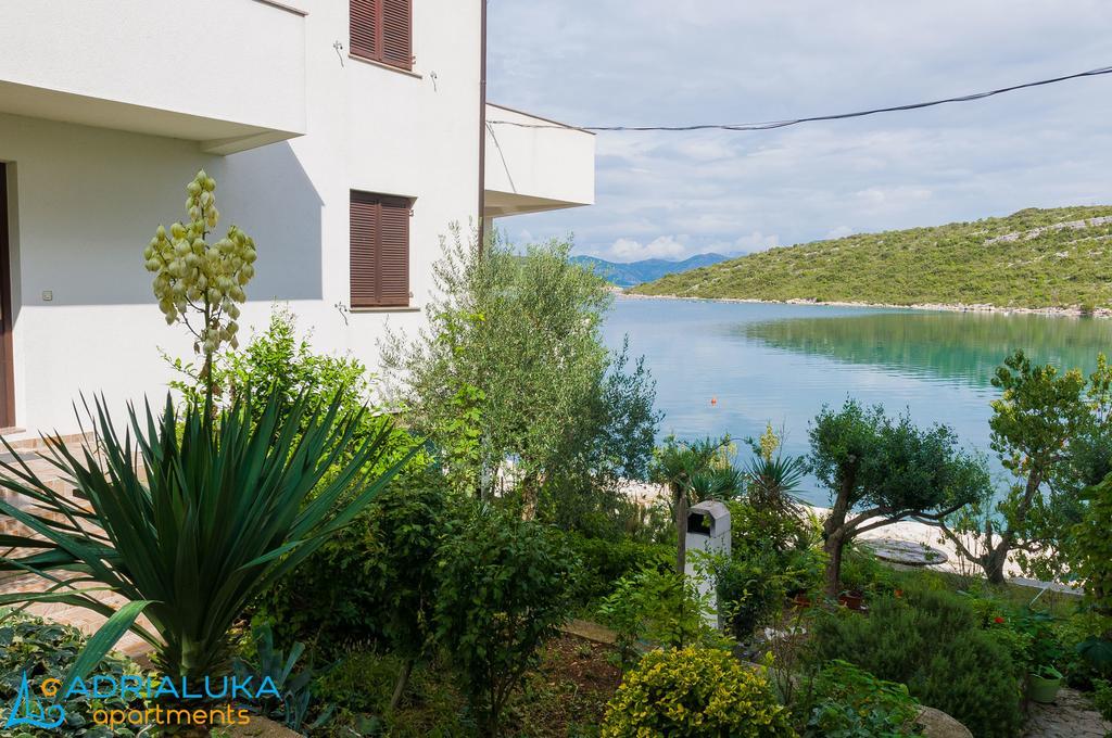 Apartments Adrialuka Dubrava  Exteriör bild